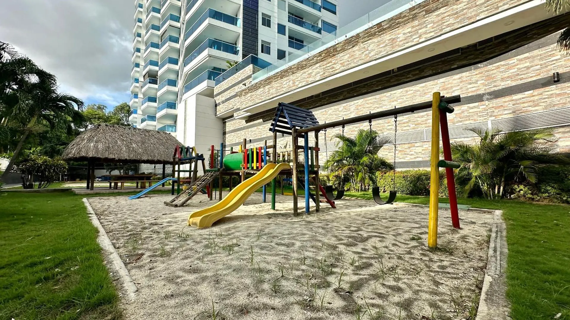 Tayrona Beach! Pool, Beach Vip, Wifi & Ac Apartment Santa Marta  Colombia